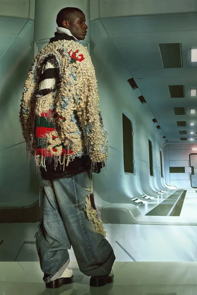 Look 9